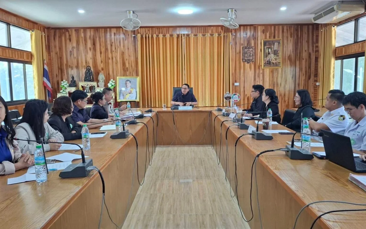 ประชุมปรึกษาหารือ เรื่อง "นาดูน วิ่งรับบุญ"